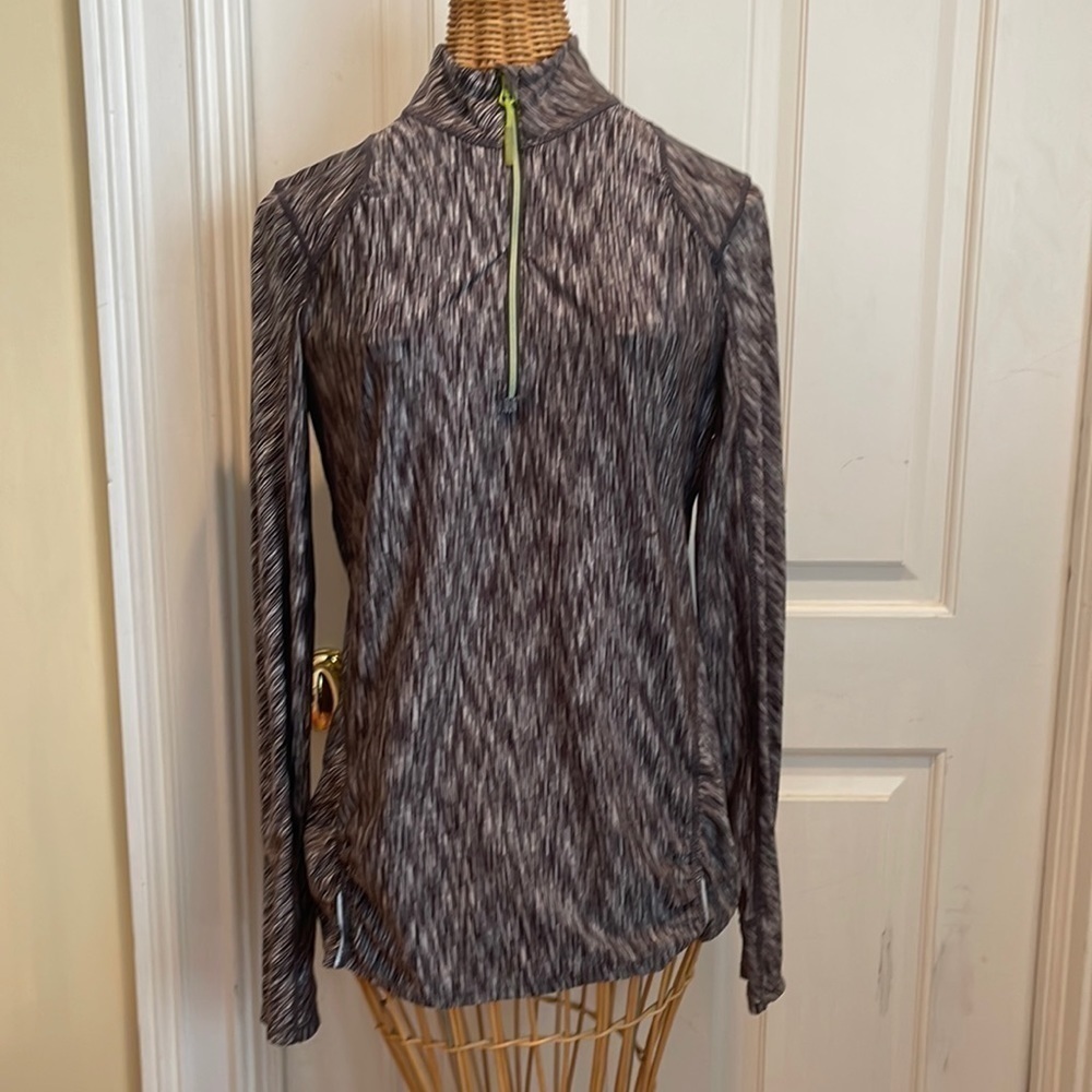 Athleta 🔥sale🔥long sleeve workout shirt